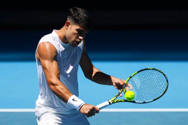 MELBOURNE, AUSTRALYA - 11 Ocak 2024 'te Melbourne Park' ta yapılacak 2024 Avustralya Açık 'ı öncesinde İspanyol Carlos Alcaraz İsviçreli Stan Wawrinka ile bir eğitim oturumunu tamamladı.