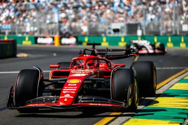 MELBOURNE, AUSTRALIA - 22 Mart: Monako 'dan Charles LeClerc, Avustralya' nın Melbourne kentindeki Albert Park 'ta düzenlenen 2024 Avustralya Grand Prix' inde Ferrari SF-24 sürüyor.