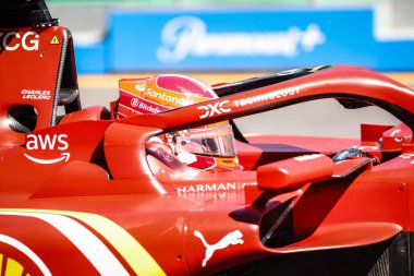 MELBOURNE, AUSTRALIA - 24 Mart: Monako 'dan Charles Leclerc, Avustralya' nın Melbourne kentindeki Albert Park 'ta gerçekleştirilen 2024 Avustralya Grand Prix' inde Ferrari SF-24 sürüyor