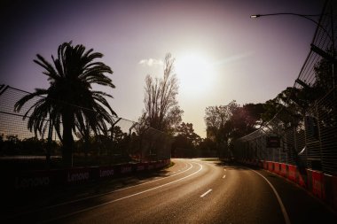 MELBOURNE, AUSTRALYA - 20 Mart: Avustralya 'nın Melbourne kentindeki Albert Park' ta 2024 Avustralya Grand Prix 'sinden önceki yol atmosferi