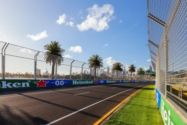 MELBOURNE, AUSTRALYA - 20 Mart: Avustralya 'nın Melbourne kentindeki Albert Park' ta 2024 Avustralya Grand Prix 'sinden önceki yol atmosferi