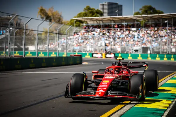 Melbourne Australia Marca Carlos Sainz Hiszpanii Prowadzi Ferrari Podczas Pierwszego — Zdjęcie stockowe