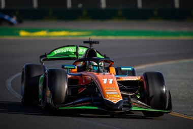 Melbourne, Avustralya 'daki Albert Park' ta düzenlenen 2024 Formula 2 Avustralya Grand Prix elemeleri sırasında Norveç 'ten Dennis Hauger ve MP Motorsport