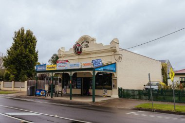 BRUTHEN, AUSTRALIA - APRIL 06 2024: The quaint township of Bruthen and general store on a cloudy wet day in Gippsland, Victoria, Australia clipart
