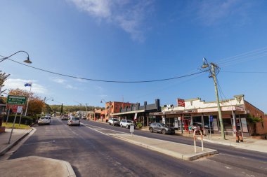 PAMBULA, AUSTRALYA - 29 Mart 2024: Sapphire Sahili, Yeni Güney Galler, Avustralya 'da soğuk bir sonbahar öğleden sonrasında Pambula' nın antika bir kasabası