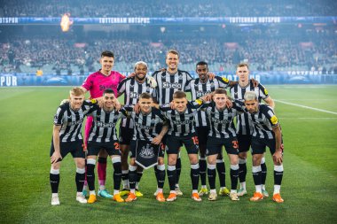 22 Mayıs 2024 'te Melbourne, Avustralya' da The Melbourne Cricket Ground 'da oynanan Küresel Futbol Haftası sırasında Tottenham Hotspur oynamadan önce Newcastle United takım fotoğrafı