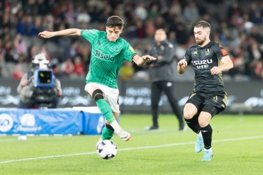 MELBOURNE, AUSTRALIA - 24 Mayıs 2024 tarihinde Marvel Stadyumu 'nda düzenlenen Küresel Futbol Haftası' nda Newcastle United takımından Benjamin Garuccio ile yarıştı.