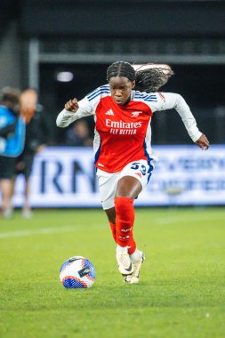 MELBOURNE, AUSTRALIA - 24 Mayıs: Arsenal Women FC 'den Vivienne Lia, 24 Mayıs 2024 tarihinde Avustralya' nın Melbourne kentinde düzenlenen Küresel Futbol Haftası 'nda A-League All-Stars Women takımına karşı mücadele etmektedir.
