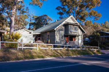 WARRANDYTE, AUSTRALYA - 11 Ağustos 2024: Victoria, Avustralya 'da bir kış gününde Warrandyte adlı ilginç turist kasabası