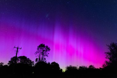 YACKANDANDAH, AUSTRALIA - JANUARY 1, 2025: Aurora Australis makes an appearance on New Years Day on January 1st 2025 clipart