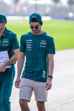 MELBOURNE, AUSTRALIA - 12 Mart: Kanada Lance Stroll ve Aston Martin Aramco F1 Takımı 2025 Avustralya Grand Prix öncesinde Avustralya 'nın Melbourne kentinde Albert Park' ta