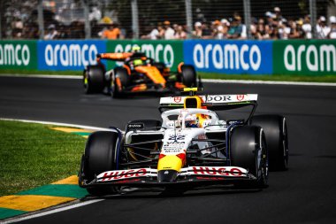 Japonya 'dan Yuki Tsunoda, Avustralya' nın Melbourne kentindeki Albert Park 'ta düzenlenen 2025 Avustralya Grand Prix' sinde VCARB 02 VCARB 02 Visa Cash App Racing Bulls 'u sürüyor.
