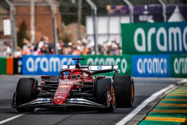 MELBOURNE, AUSTRALIA - 15 Mart: Monako 'dan Charles Leclerc Avustralya' nın Melbourne kentindeki Albert Park 'ta düzenlenen 2025 Avustralya Grand Prix' inde Scuderia Ferrari HP SF-25 sürmektedir.