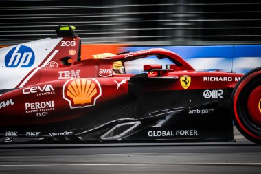 Büyük Britanya 'dan Lewis Hamilton, Avustralya' nın Melbourne kentindeki Albert Park 'ta düzenlenen 2025 Avustralya Grand Prix' sinde Scuderia Ferrari HP SF-25 'i sürüyor.