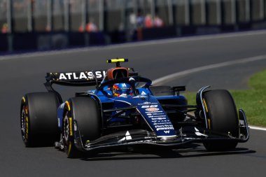 MELBOURNE, AUSTRALIA - 14 Mart: Carlos Sainz Avustralya Melbourne, Avustralya 'daki Albert Park' taki Avustralya Formula 1 Grand Prix 'inde ilk antrenman sırasında Atlassian Williams Racing FW47 sürüyor