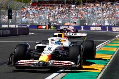 MELBOURNE, AUSTRALIA - 14 Mart: Isack Hadjar, Avustralya Formula 1 Grand Prix 'inde Melbourne' daki Albert Park 'ta yapılan ilk antrenman sırasında VCARB 02 VCARB 02 Visa Cash App Racing Bulls Team' i kullandı.