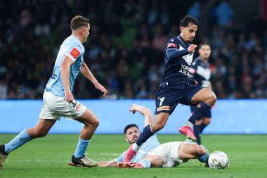 MELBOURNE, AUSTRALIA - 31 Mayıs: Melbourne City 'li Mathew Leckie, Melbourne City, Avustralya' da 31 Mayıs 2025 tarihinde Melbourne City ile Melbourne City arasındaki A-League Mens Grand Final karşılaşmasında Melbourne Victory ile mücadele etti..
