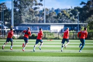 MELBOURNE, AUSTRALIA - 09 Temmuz 2009: Wrexham AFC eğitim oturumu Melbourne Zaferi ile 09 Temmuz 2025 tarihinde Melbourne, Avustralya 'da yaptıkları dostça çatışmadan önce.