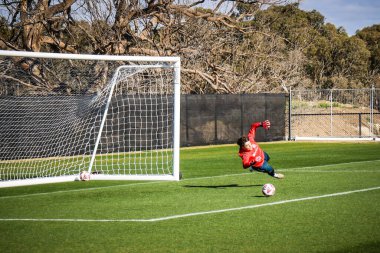 MELBOURNE, AUSTRALIA - 09 Temmuz 2009: Wrexham AFC eğitim oturumu Melbourne Zaferi ile 09 Temmuz 2025 tarihinde Melbourne, Avustralya 'da yaptıkları dostça çatışmadan önce.