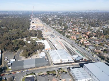 MELBOURNE, AUSTRALYA - Ağustos 03 2025: Watsonia ve Yallabie, Melbourne, Victoria, Avustralya 'da Kuzey Doğu Bağlantı tüneli inşaatı