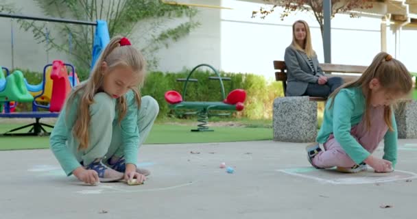 Happy Mother Looking How Daughters Drawing Chalk Happy Family Conept — Stock Video