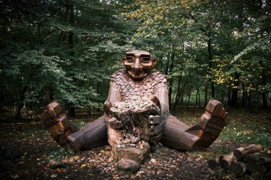 Pil Tusindtunge EGHOLM Adasında bir Ağaç Ağacı, Kuzey JUNTLAND, DENMARK
