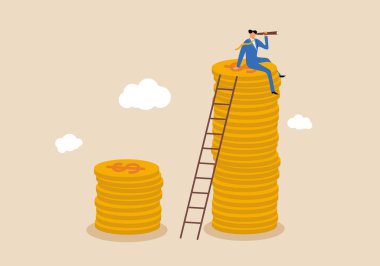Finansal büyüme, yatırım büyümesi, yükselen faiz oranı veya ekonomik tahmin, teleskop kullanarak para yığını üzerinde iş adamı