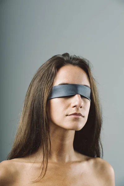 Defenseless Blindfolded Woman Inexpressive Silent Lips Closed Fear Conveyed Possibly — Stock Photo, Image