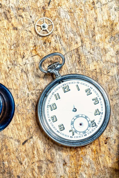 Relógios Intrincados Engrenagens Steampunk Cenário Vintage Arte Precisão Relojoaria Retratada — Fotografia de Stock