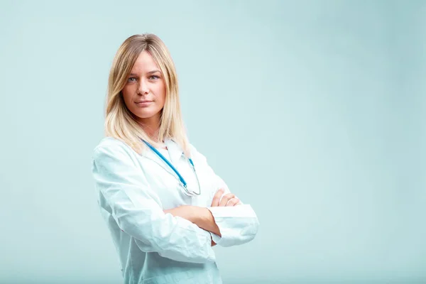 Professional Serious Blonde Doctor White Coat Stands Crossed Arms Prepared — Stock Photo, Image