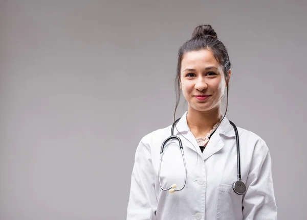 Medical Doctor Young East Asian Woman Can Now Assist Her — Stock Photo, Image