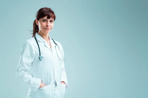 Confident Doctor Proactive Spirited Ready Listen Relaxed Skilled She Has — Stock Photo, Image