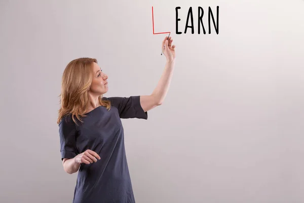 Oman Stresses Learning Leads Earning Demonstrates Forming Learn Earn Encourages — Stock Photo, Image