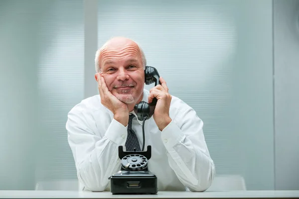 Man Goofy Smile Listens Old Fashioned Phone Might Hopelessly Love — Stock Photo, Image