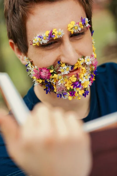 Amidst Trees Unique Sight Unfolds Young Man Facial Hair Blooms — Stock Photo, Image