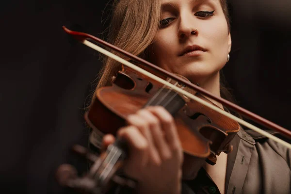 Baroque Violin Touch Skilled Player Revives Sounds Bygone Era — Stock Photo, Image