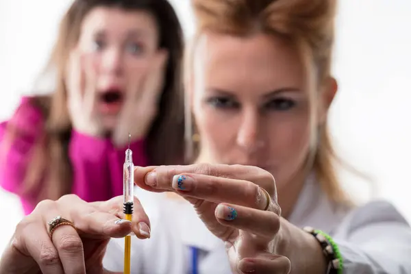 Focused Medical Worker Prepares Syringe Visibly Alarmed Person — Stock Photo, Image