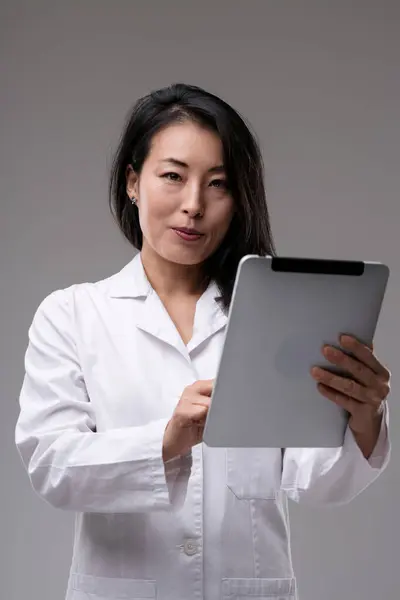 Doctor Tablet Likely Navigates Patient Information Symbol Modern Healthcare Digitization — Stock Photo, Image