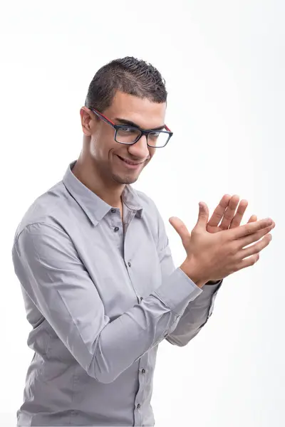 Lächelnde Person Silbernem Hemd Und Rot Besetzter Brille Scheint Eine — Stockfoto
