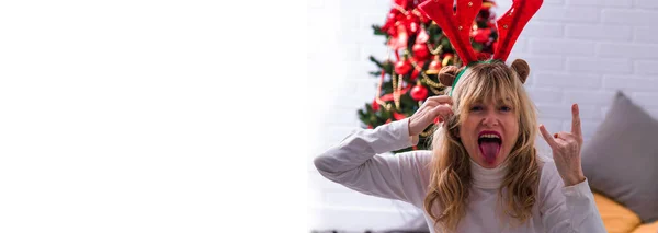 Donna Con Gesto Ribelle Natale Odio Natale — Foto Stock