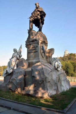 Torino, Piedmont, İtalya. İtalyan devrimci kahramanı Giuseppe Garibaldi'ye ithaf edilen heykel