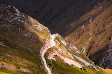 Kuzey İtalya 'da Dolomite Alpleri, güzel dağ manzarası