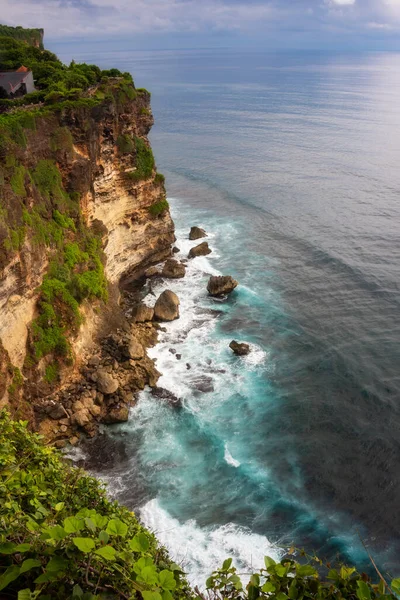 Uluwatu Cliff Ocean Coast Bali Indonesia — Stock Photo, Image