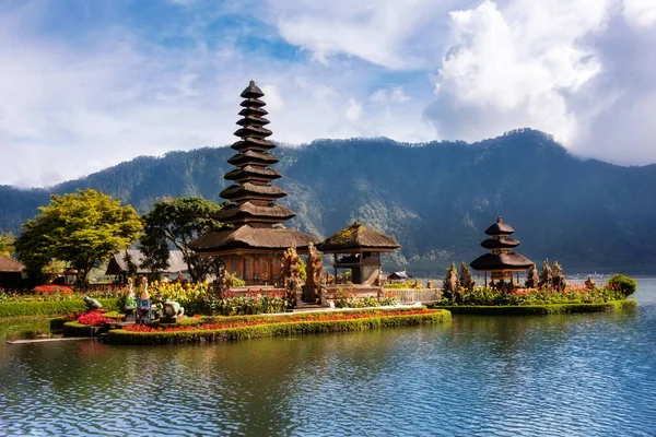 stock image Pura Ulun Danu Bratan, hindu temple on Bali, Indonesia