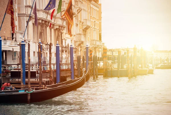 Grande Canal Com Gôndolas Cidade Veneza Itália — Fotografia de Stock