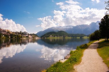 Saint Moritz Gölü, İsviçre Yazın
