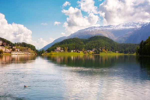 Saint Moritz Gölü, İsviçre Yazın