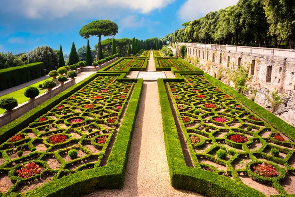 Park Italië Landschapsontwerp Van Pauselijke Tuin Rechtenvrije Stockafbeeldingen