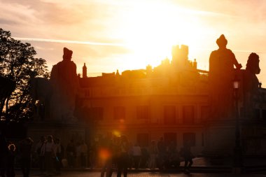 Roma şehri İtalya 'da gün batımında