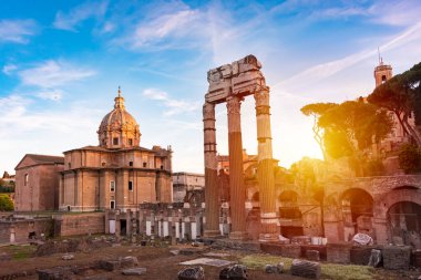 Roma şehri İtalya 'da gün batımında